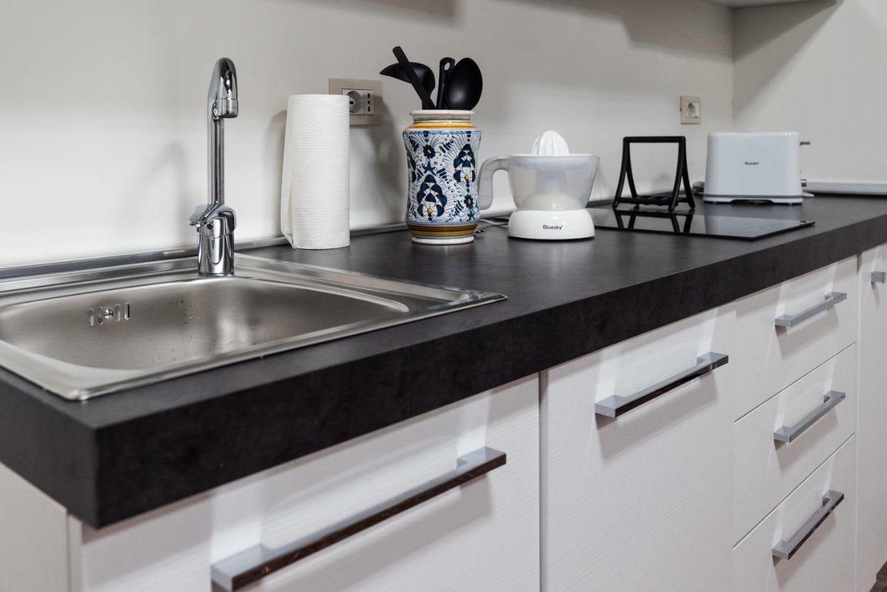 Modern Apartments パレストリーナ エクステリア 写真